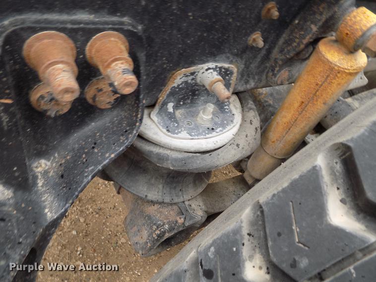 image for item FG9435 2008 Freightliner FLD semi truck