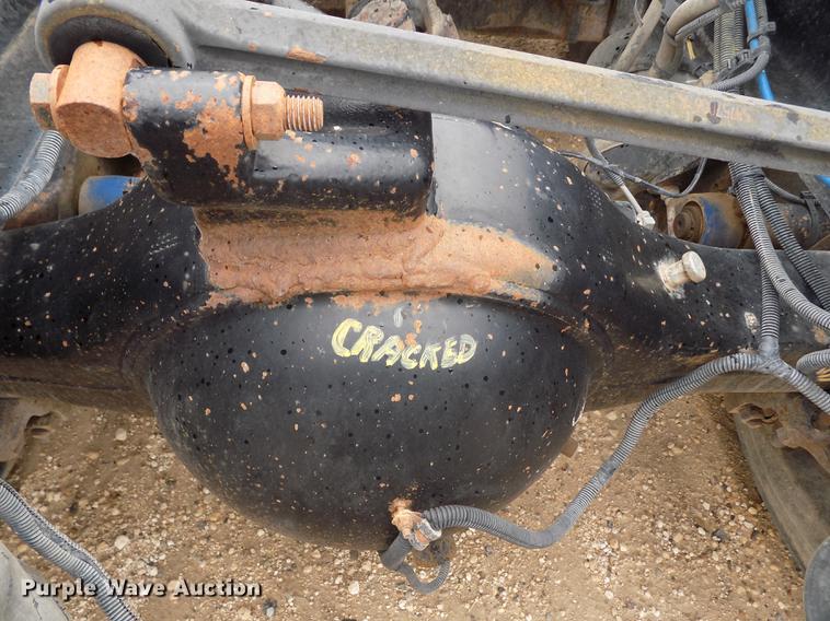 image for item FG9435 2008 Freightliner FLD semi truck