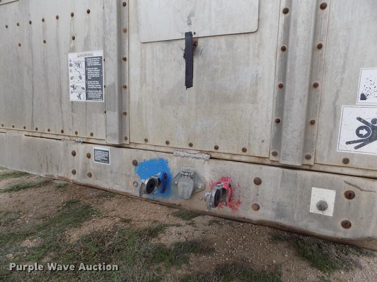 image for item FG9450 1996 Wilson PSAL-303P livestock trailer