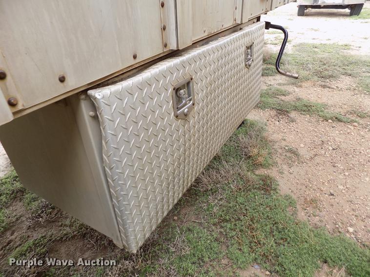 image for item FG9450 1996 Wilson PSAL-303P livestock trailer