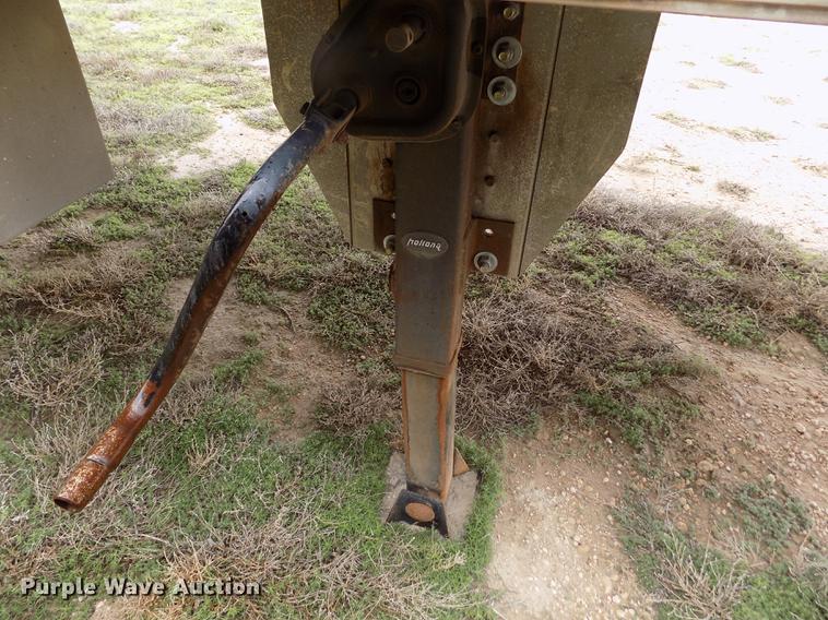 image for item FG9450 1996 Wilson PSAL-303P livestock trailer