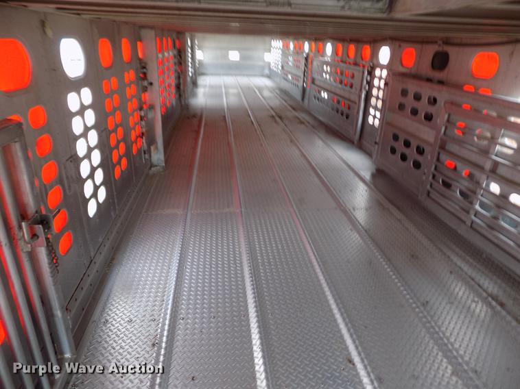 image for item FG9450 1996 Wilson PSAL-303P livestock trailer