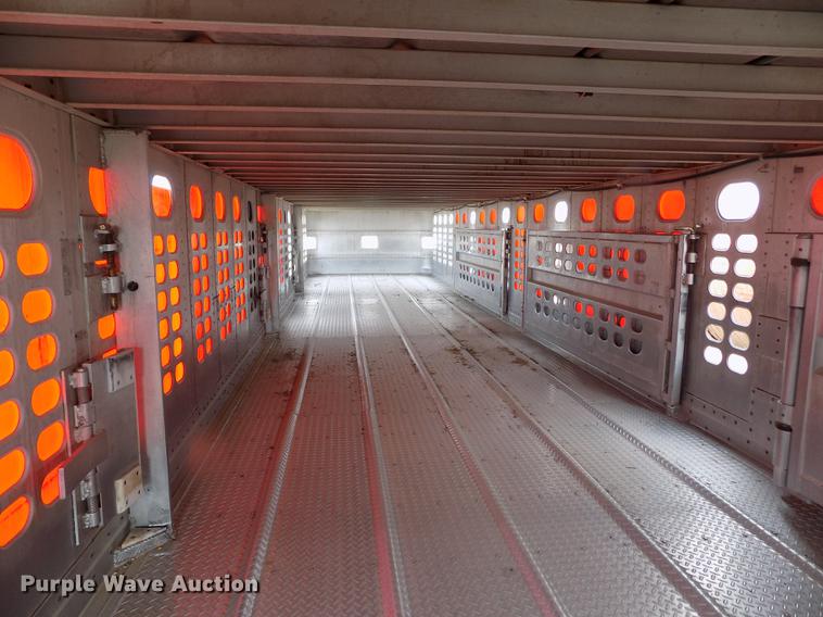 image for item FG9450 1996 Wilson PSAL-303P livestock trailer