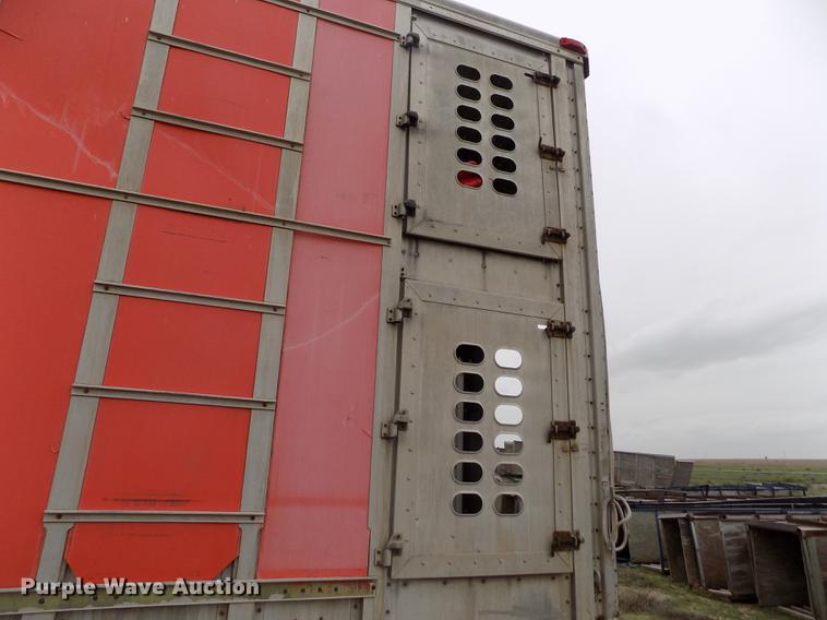 image for item FG9450 1996 Wilson PSAL-303P livestock trailer