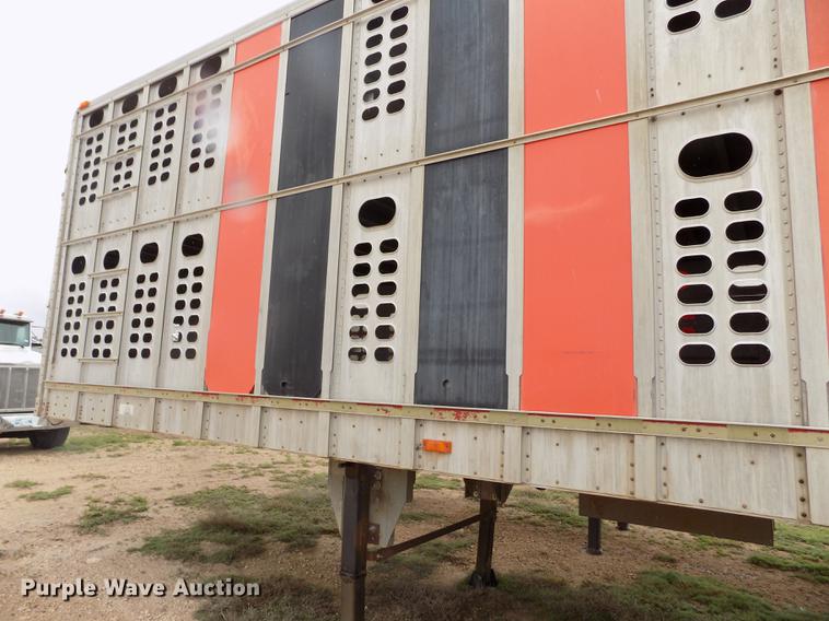 image for item FG9450 1996 Wilson PSAL-303P livestock trailer