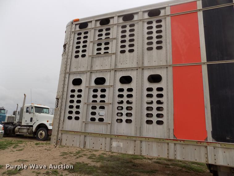 image for item FG9450 1996 Wilson PSAL-303P livestock trailer