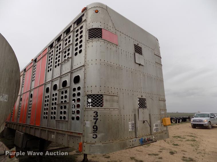 image for item FG9450 1996 Wilson PSAL-303P livestock trailer