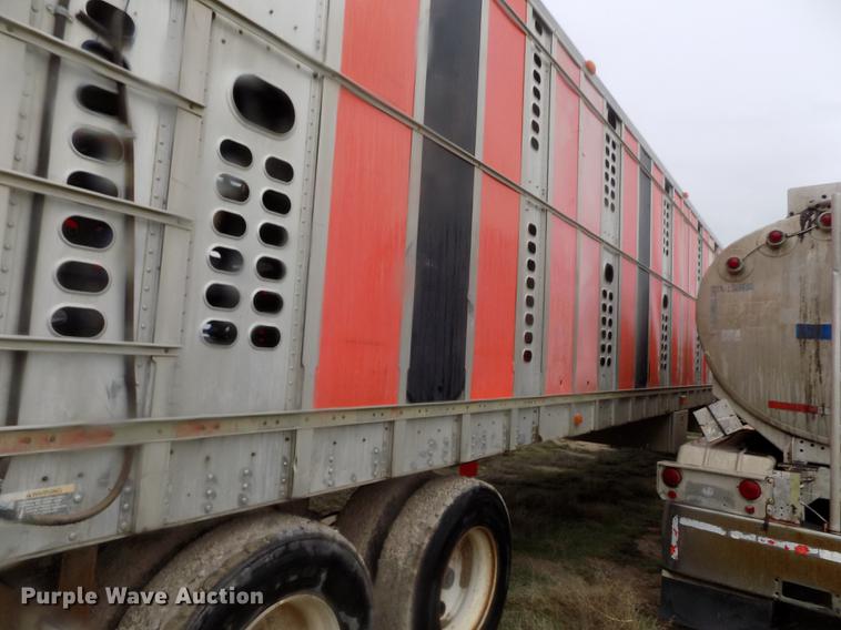 image for item FG9450 1996 Wilson PSAL-303P livestock trailer