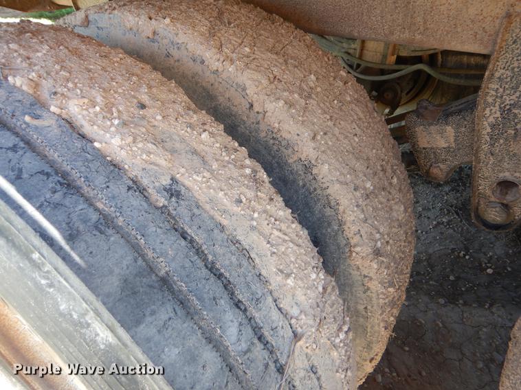 image for item FG9450 1996 Wilson PSAL-303P livestock trailer