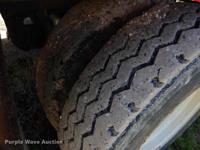 image for item FG9450 1996 Wilson PSAL-303P livestock trailer