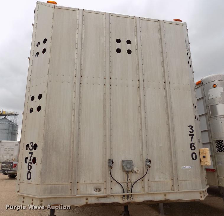 image for item FG9463 1995 Barrett livestock trailer