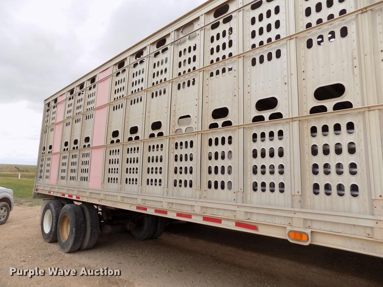 image for item FG9463 1995 Barrett livestock trailer