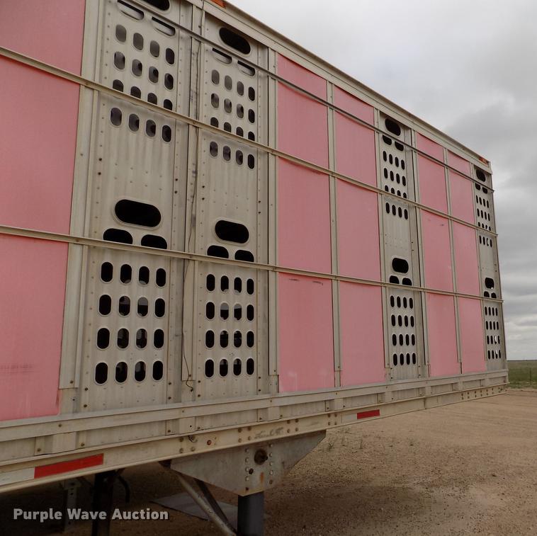 image for item FG9463 1995 Barrett livestock trailer