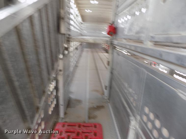 image for item FG9463 1995 Barrett livestock trailer