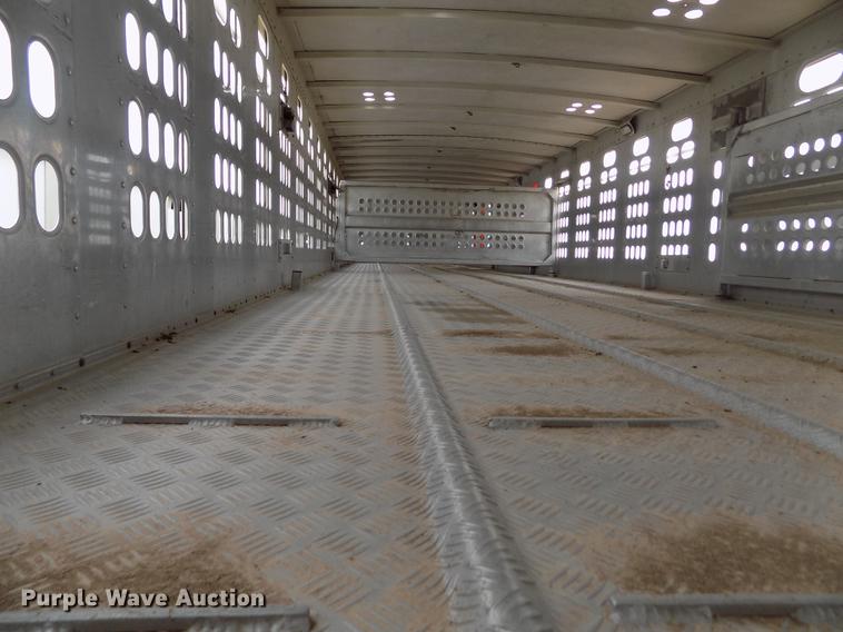 image for item FG9463 1995 Barrett livestock trailer