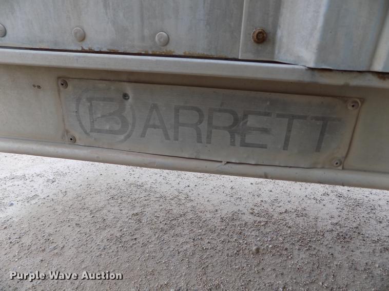 image for item FG9463 1995 Barrett livestock trailer