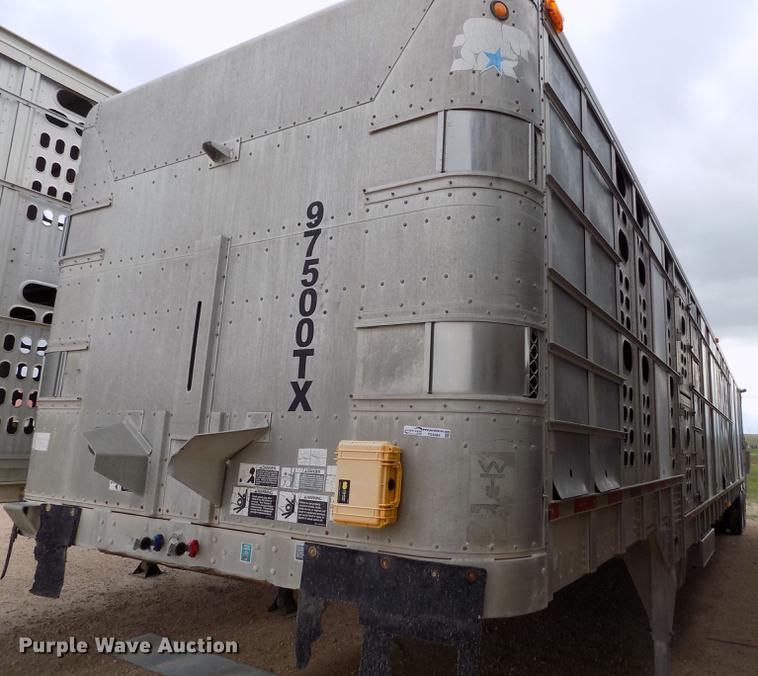 image for item FG9464 1997 Wilson PSADL-300P livestock trailer