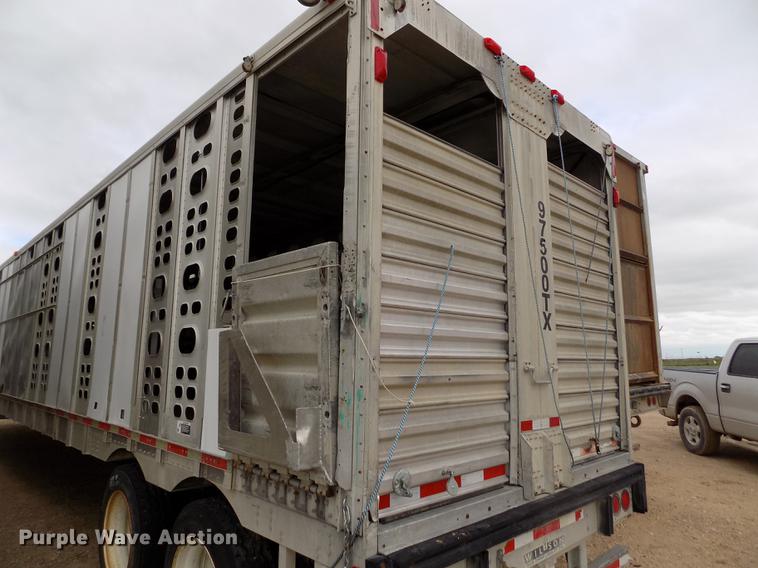 image for item FG9464 1997 Wilson PSADL-300P livestock trailer