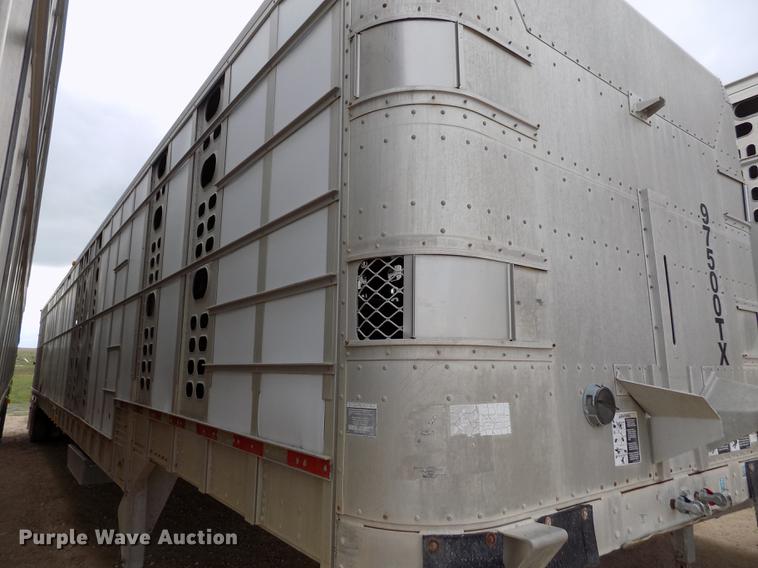 image for item FG9464 1997 Wilson PSADL-300P livestock trailer