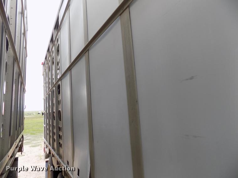 image for item FG9464 1997 Wilson PSADL-300P livestock trailer