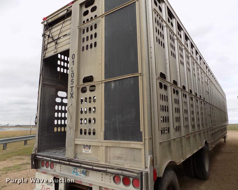 image for item FG9465 2001 Barrett livestock trailer