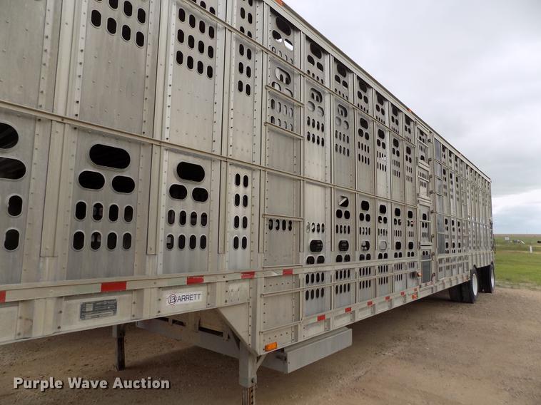 image for item FG9465 2001 Barrett livestock trailer