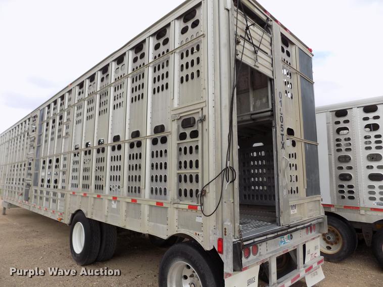 image for item FG9465 2001 Barrett livestock trailer