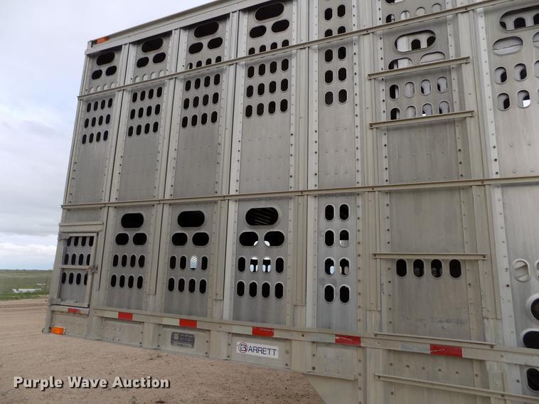 image for item FG9465 2001 Barrett livestock trailer