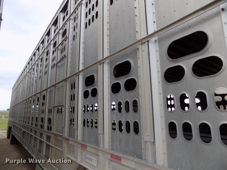 image for item FG9465 2001 Barrett livestock trailer