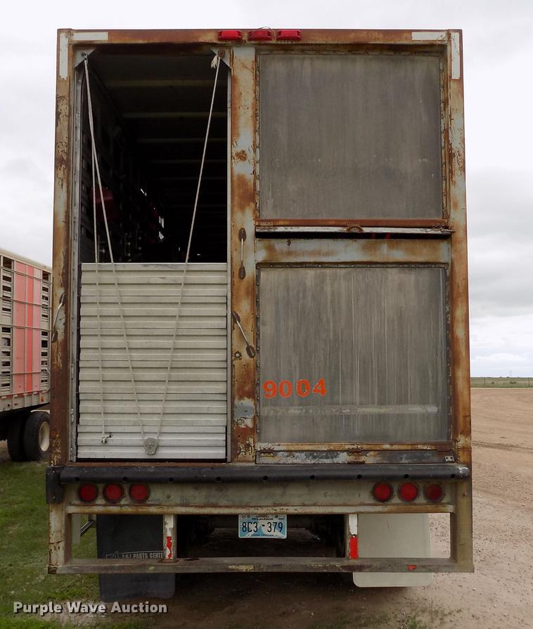 image for item FG9466 1998 Eby livestock trailer