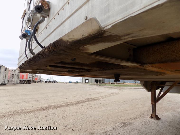 image for item FG9466 1998 Eby livestock trailer