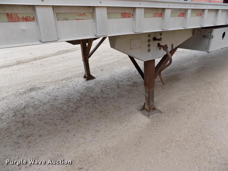 image for item FG9466 1998 Eby livestock trailer