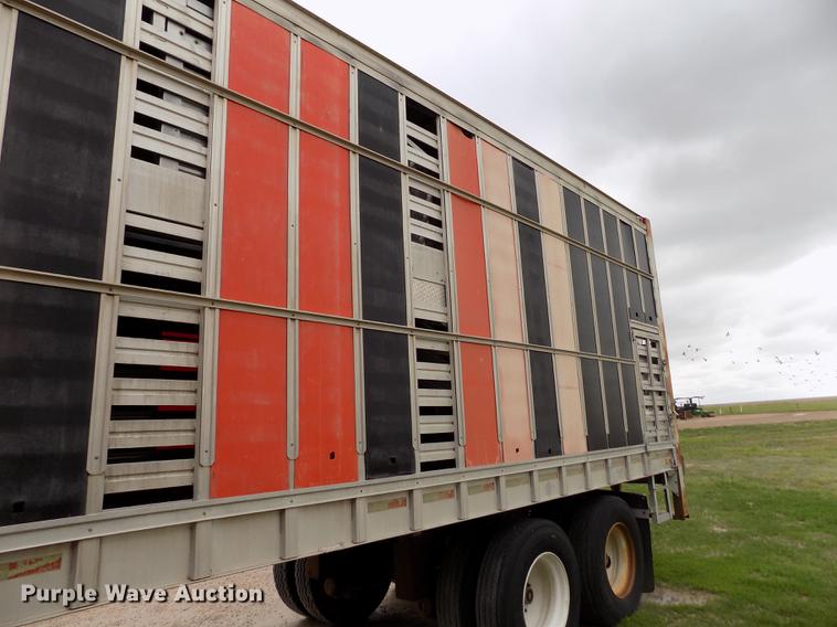 image for item FG9466 1998 Eby livestock trailer