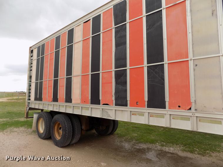 image for item FG9466 1998 Eby livestock trailer