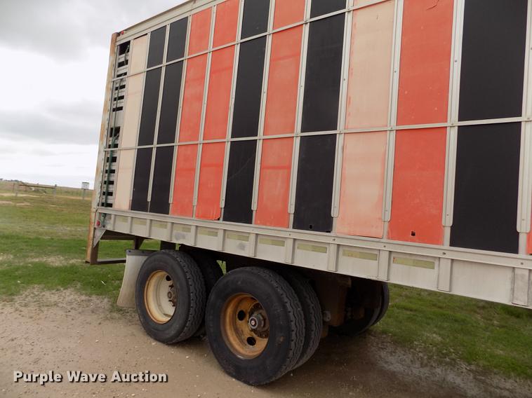 image for item FG9466 1998 Eby livestock trailer