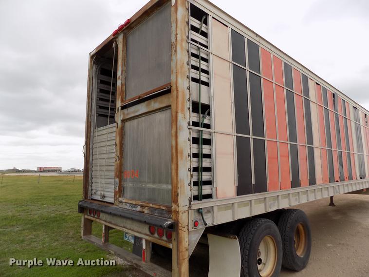 image for item FG9466 1998 Eby livestock trailer