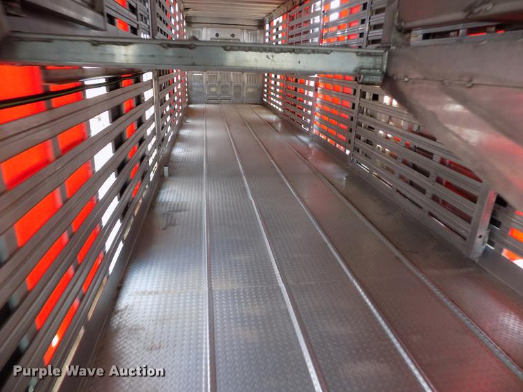 image for item FG9466 1998 Eby livestock trailer