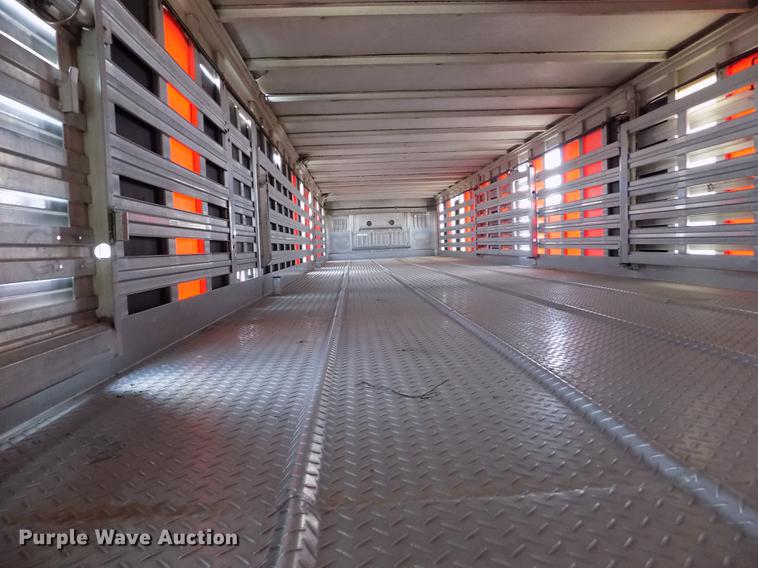 image for item FG9466 1998 Eby livestock trailer