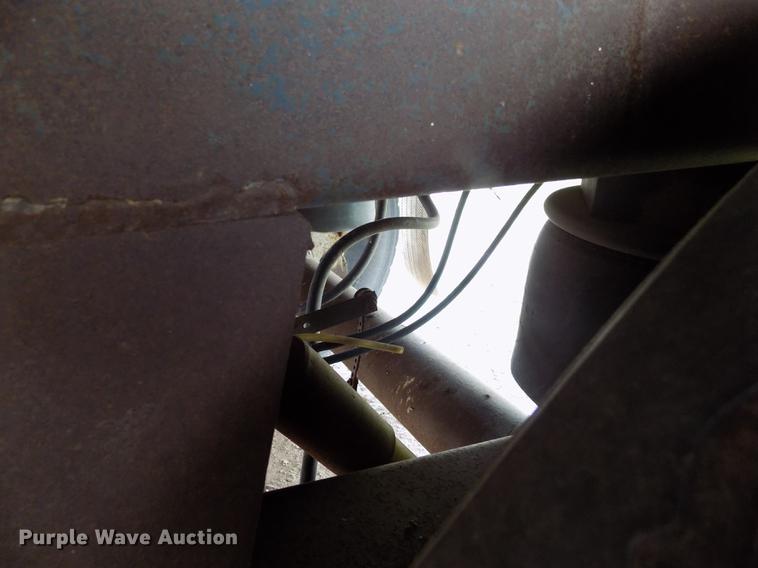 image for item FG9466 1998 Eby livestock trailer