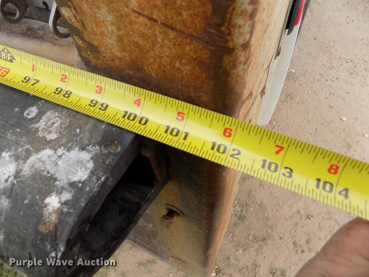 image for item FG9466 1998 Eby livestock trailer