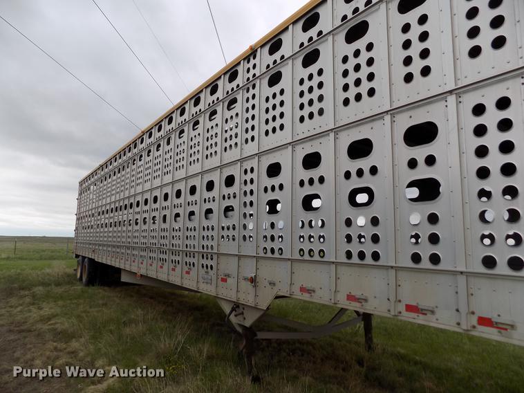 image for item FG9467 2007 Merritt livestock trailer