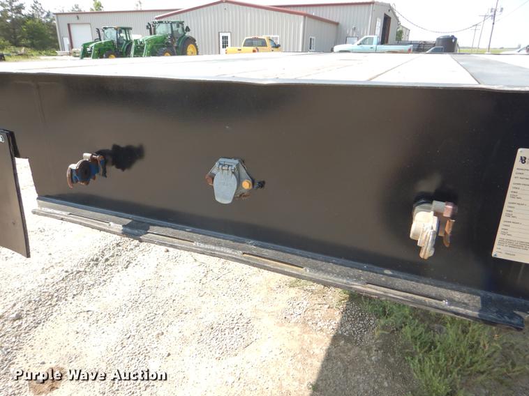 image for item FG9494 1998 Neville drop deck equipment trailer
