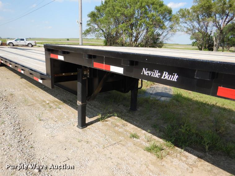 image for item FG9494 1998 Neville drop deck equipment trailer