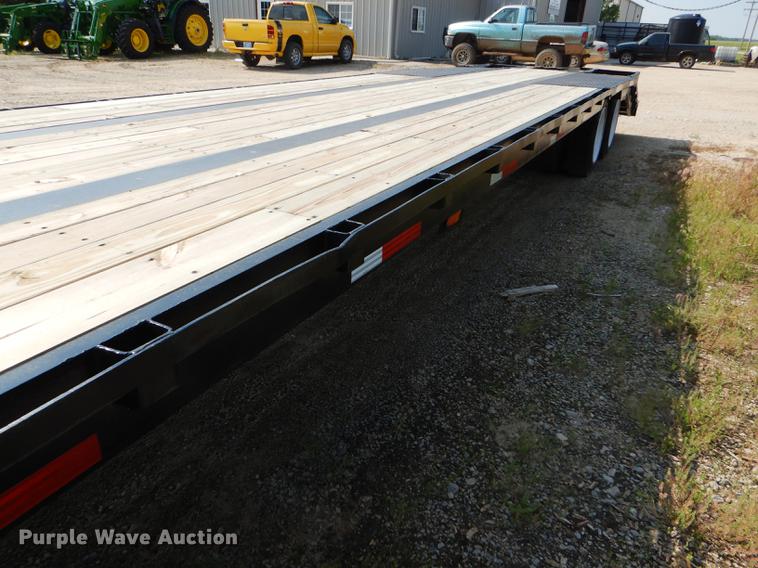 image for item FG9494 1998 Neville drop deck equipment trailer