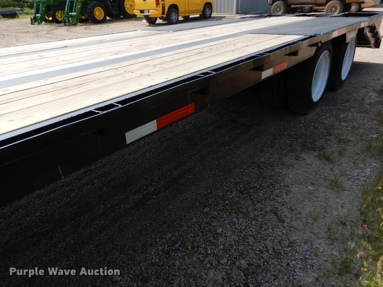 image for item FG9494 1998 Neville drop deck equipment trailer