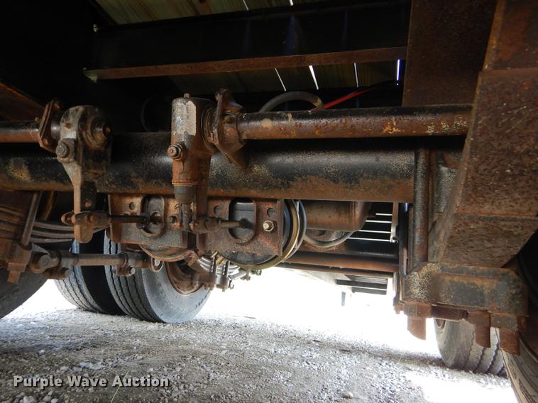 image for item FG9494 1998 Neville drop deck equipment trailer