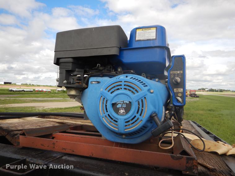 image for item FG9497 1998 Landoll Easy Hooker lowboy equipment trailer