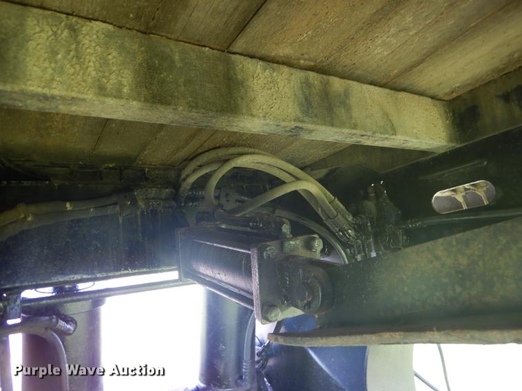 image for item FG9497 1998 Landoll Easy Hooker lowboy equipment trailer