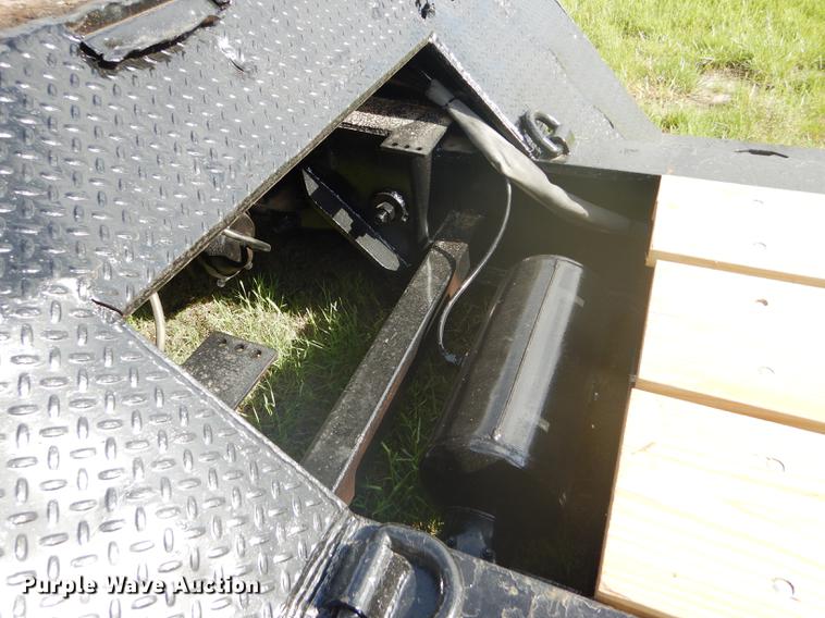 image for item FG9497 1998 Landoll Easy Hooker lowboy equipment trailer