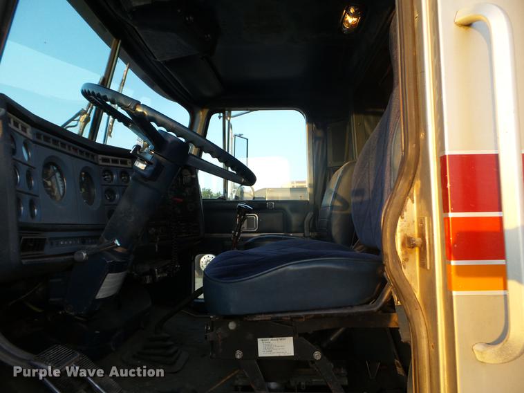 image for item FM9368 1979 Chevrolet Bison semi truck